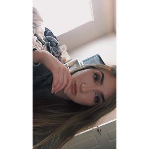 Meet your Posher, Brook